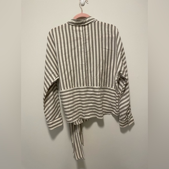 Euc Yaya blouse - Picture 4 of 4